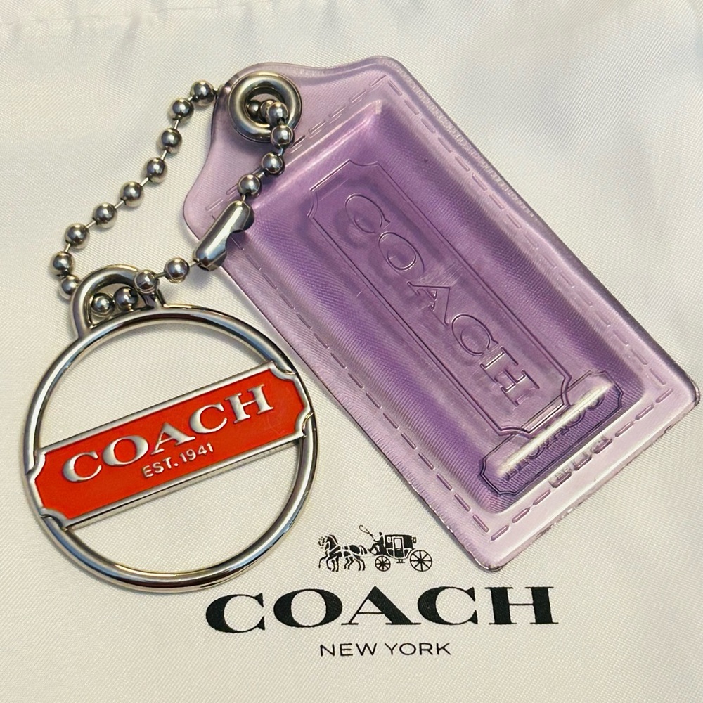 💰SOLD💰NWOT Coach 1941 Tag Keychain/ Bag Charm - Picture 13 of 13